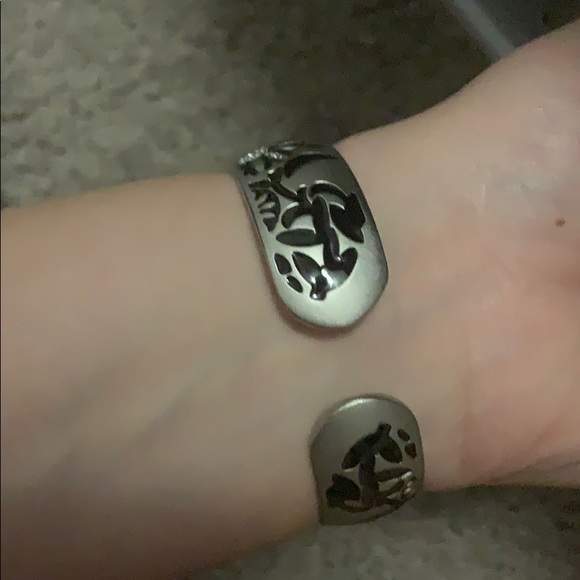 Watch - Picture 7 of 8